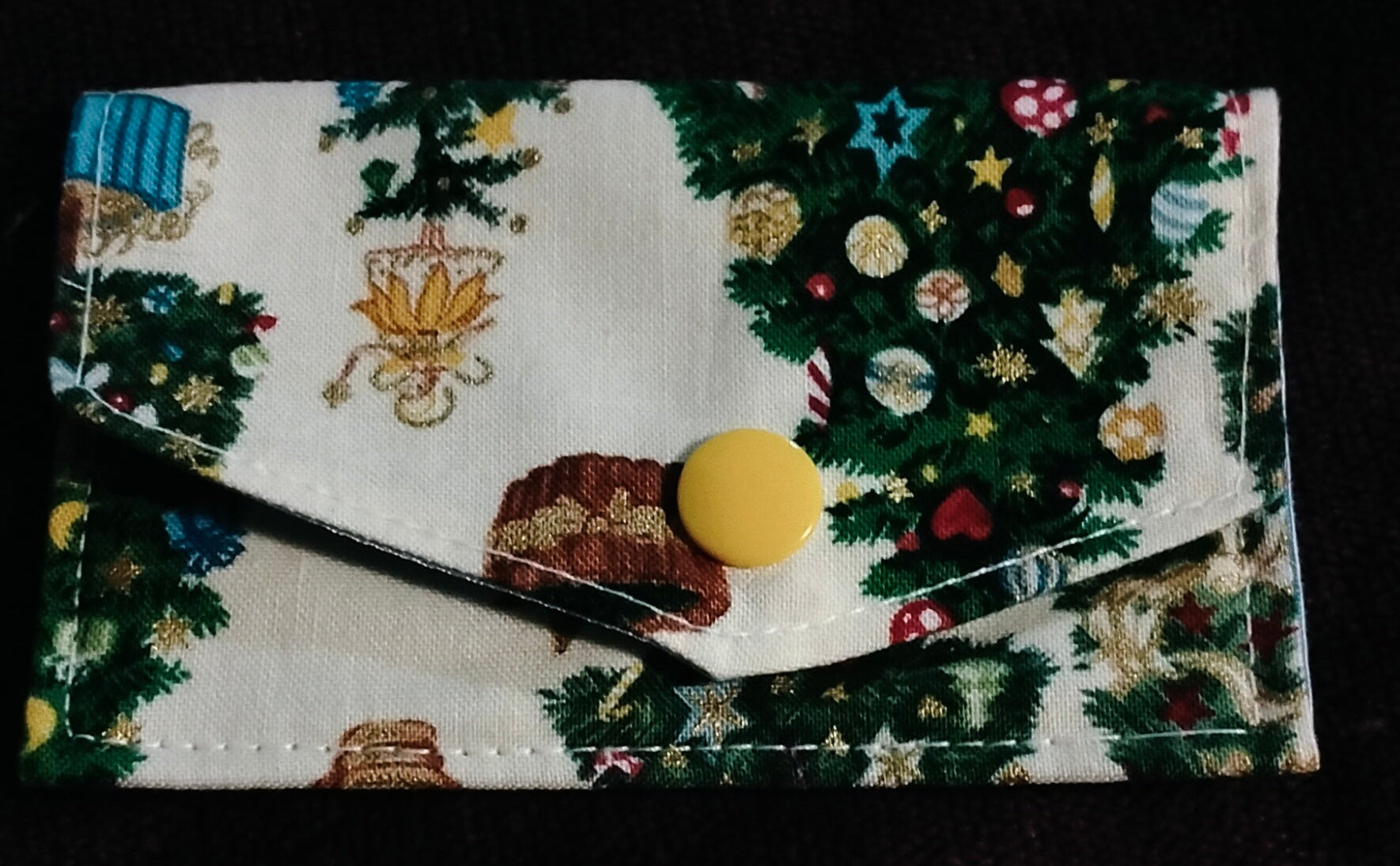 Cream Christmas Tree Gift Card Wallet